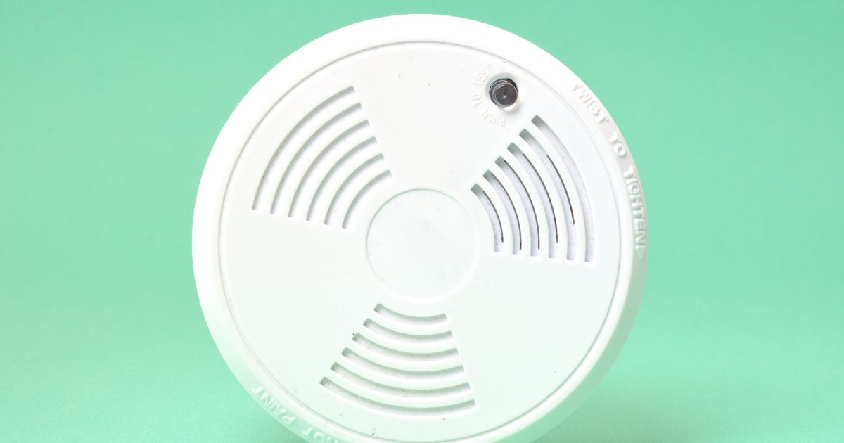 How Many Smoke Detectors Do I Need & Where Should I Place Them