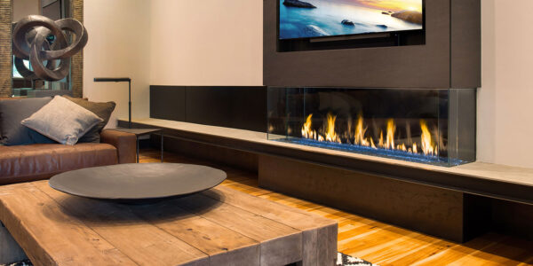 Stock Image - DaVinci Custom Fireplaces - DaVinci Collection - Bay Linear Gas Fireplace DaVinci Gas Fireplace - Dunrite Chimney and Stove