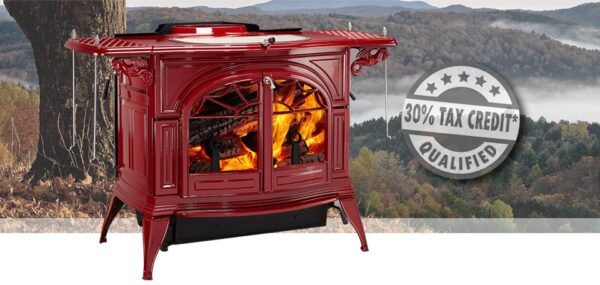 Stock Image - Vermont Castings Defiant Wood Burning Stove Vermont Castings Wood Stove - Dunrite Chimney and Stove